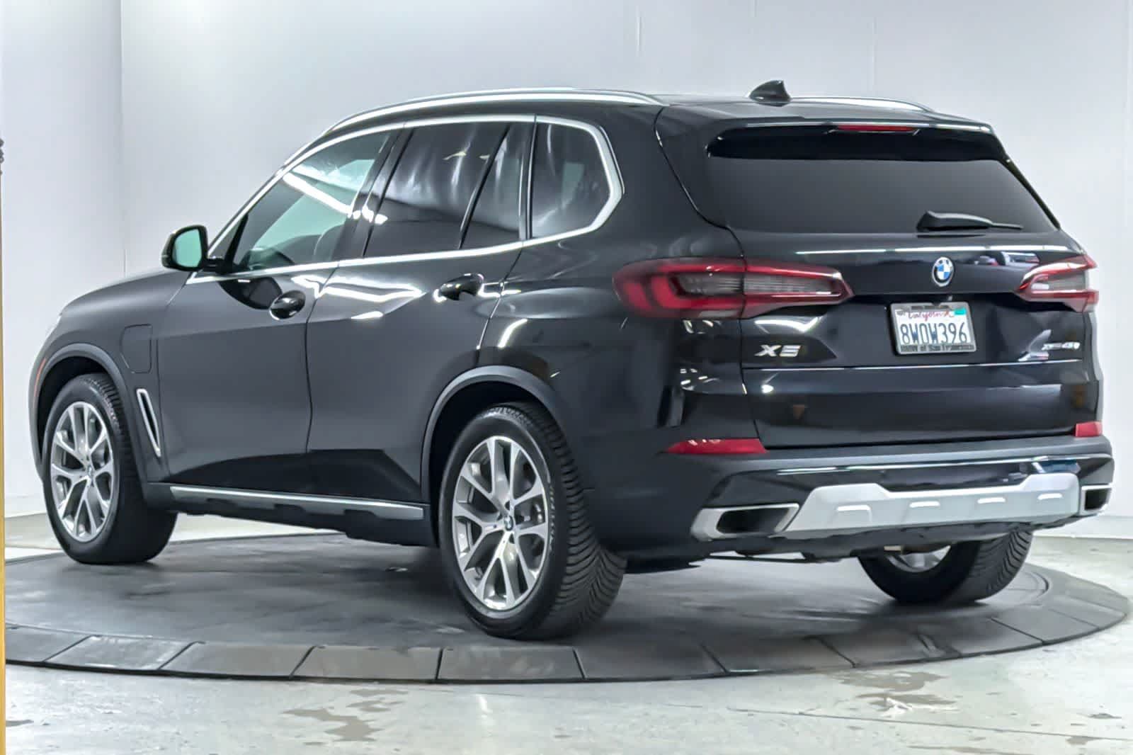 Used 2021 BMW X5 xDrive45e w/ Premium Package 2 AWD/4WD image 6