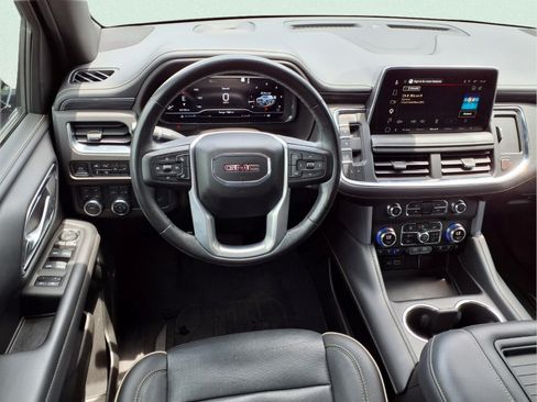 Used 2022 GMC Yukon SLT AWD/4WD image 7