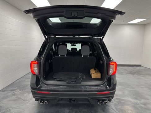 Used 2021 Ford Explorer ST w/ Equipment Group 401A image 8