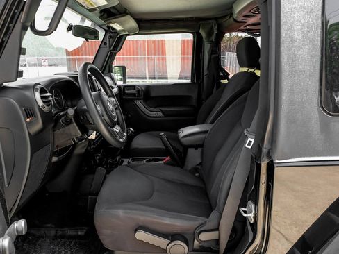 Used 2014 Jeep Wrangler Sport AWD/4WD image 4