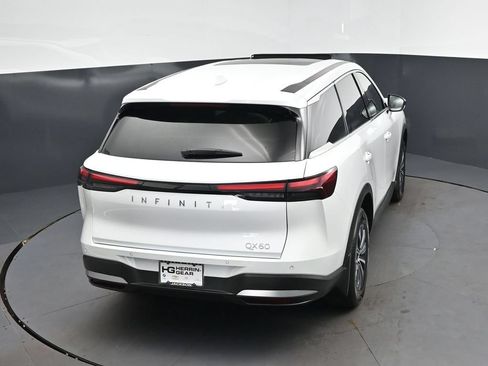 Used 2026 INFINITI QX60 Pure w/ Cargo Package FWD image 35