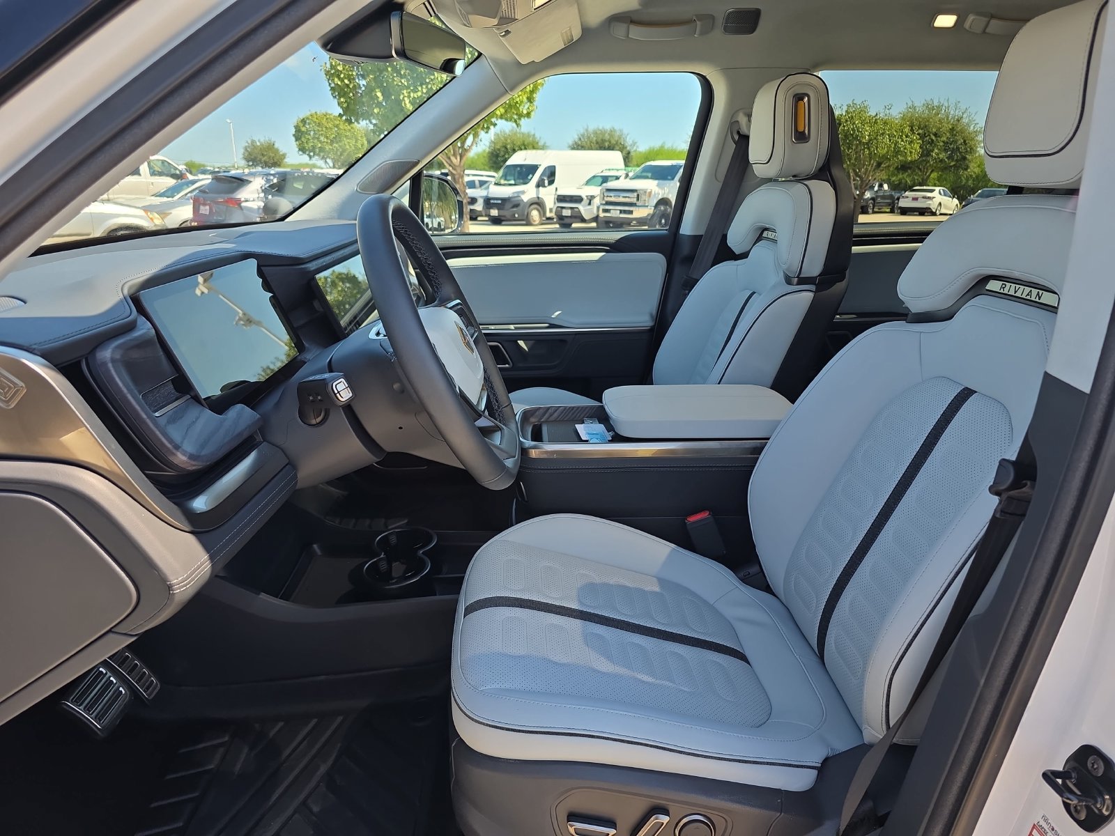 Used 2024 Rivian R1S Adventure Quad AWD/4WD image 12