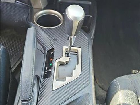 Used 2014 Toyota RAV4 XLE image 24