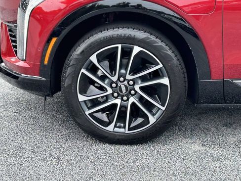New 2027 Cadillac Optiq Sport RWD image 9