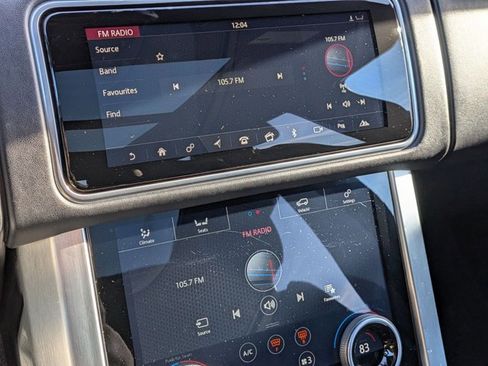 Used 2019 Land Rover Range Rover Supercharged image 13