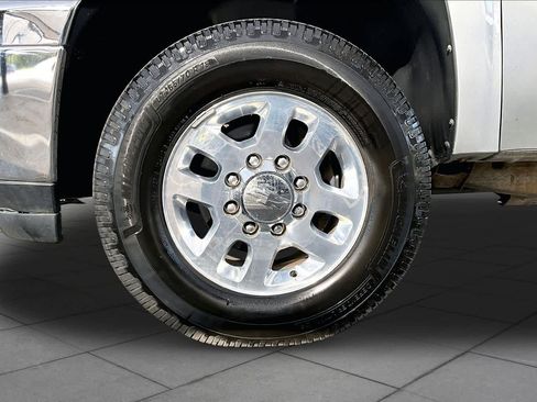 Used 2013 Chevrolet Silverado 3500 LT w/ Interior Plus Package AWD/4WD image 11