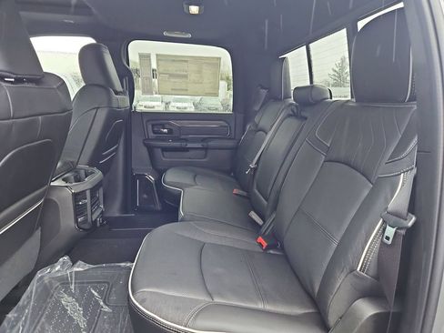 New 2026 RAM 2500 Limited AWD/4WD image 14