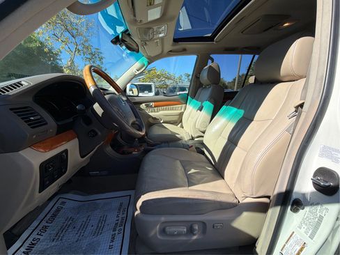Used 2004 Lexus GX 470 image 12