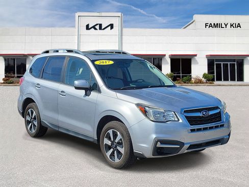 Used 2017 Subaru Forester 2.5i Premium w/ Popular Package #2A image 1