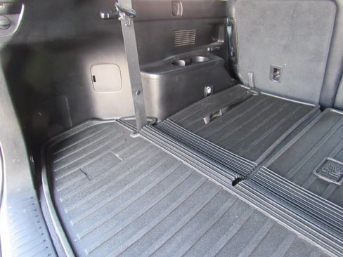 Used 2017 Toyota Highlander XLE w/ Carpet Mat Package AWD/4WD image 44