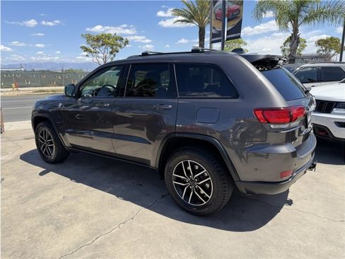 Used 2020 Jeep Grand Cherokee Trailhawk w/ Interior Metal Package AWD/4WD image 58