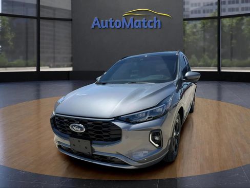 Used 2023 Ford Escape ST-Line Elite AWD/4WD image 4