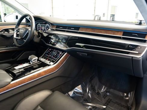 Used 2020 Audi A8 L 4.0T AWD/4WD image 34