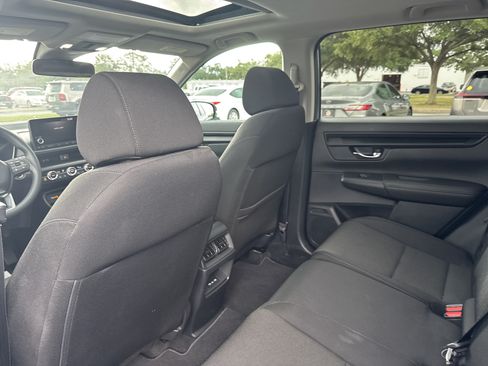 Used 2025 Honda CR-V EX image 29