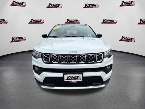 Used 2025 Jeep Compass Limited image 2