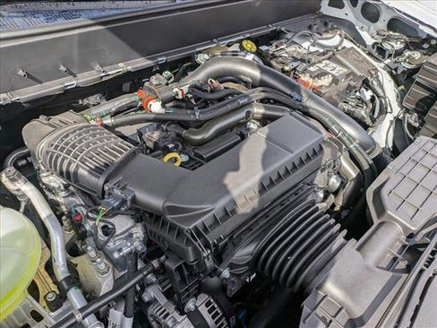 New 2025 Ford Maverick XLT w/ XLT Luxury Package image 16