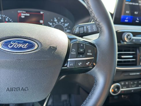 Used 2021 Ford Escape SE w/ SE Sport Appearance Package AWD/4WD image 20