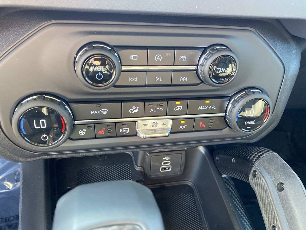 New 2026 Ford Bronco Raptor AWD/4WD image 15