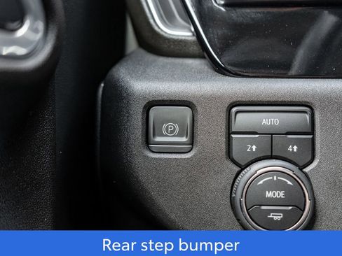 Used 2023 Chevrolet Silverado 1500 LT image 20