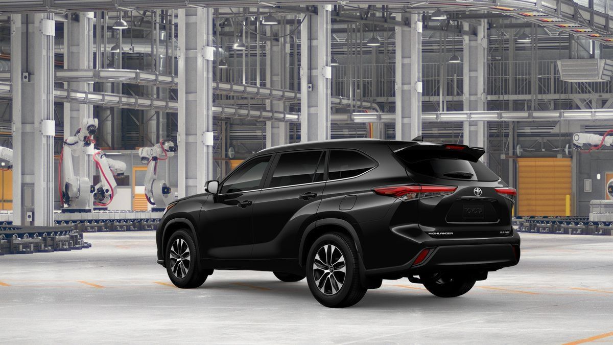 New 2026 Toyota Highlander XLE AWD/4WD image 6