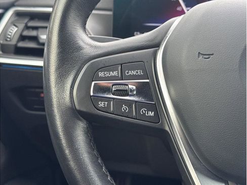 Used 2023 BMW i4 eDrive35 w/ Premium Package image 19