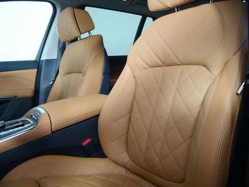 Used 2026 BMW X7 xDrive40i image 10