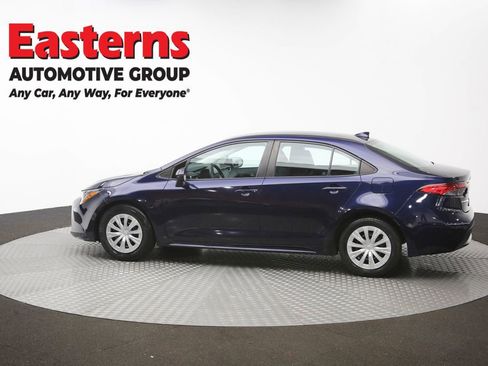 Used 2022 Toyota Corolla LE FWD image 60