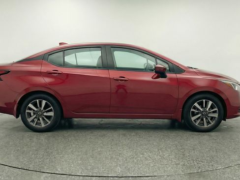 Used 2025 Nissan Versa SV image 11