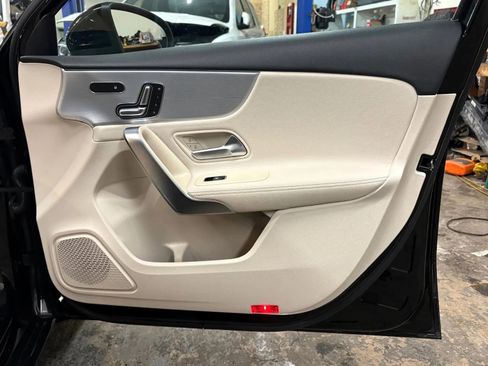 Used 2021 Mercedes-Benz A 220 4MATIC image 26