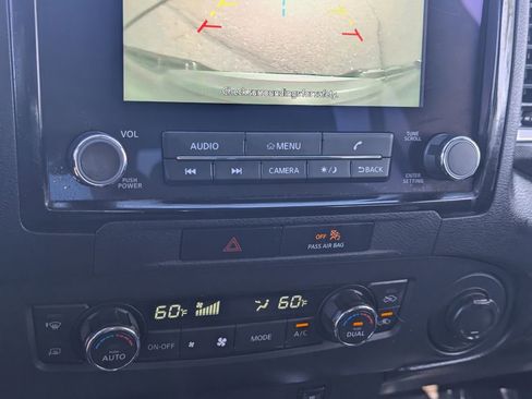 Certified 2022 Nissan Frontier SV image 30