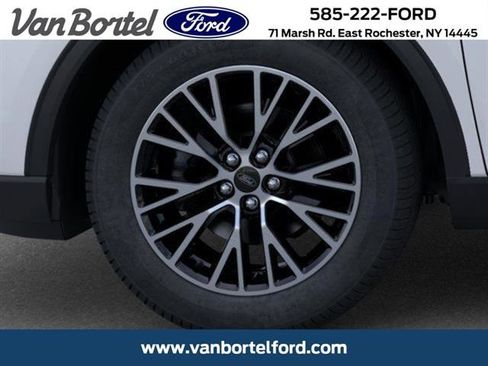 New 2024 Ford Escape SE image 33