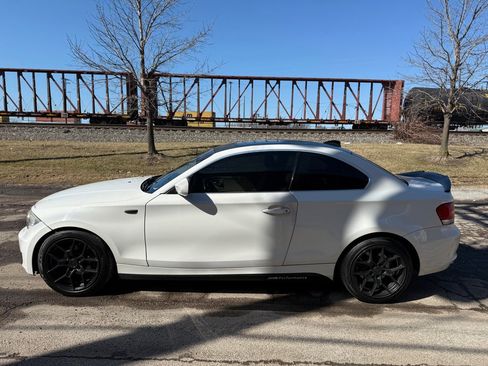 Used 2011 BMW 128i Coupe image 6