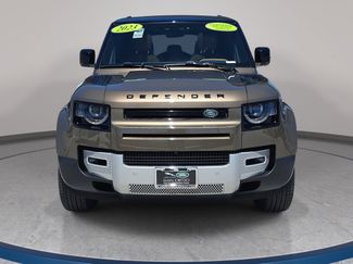 Used 2023 Land Rover Defender 110 SE AWD/4WD video 2