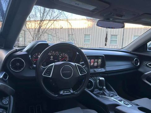 Used 2017 Chevrolet Camaro SS image 13