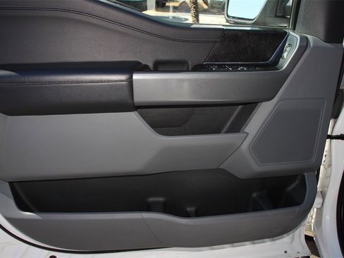 Certified 2022 Ford F150 XLT w/ Equipment Group 302A High image 22