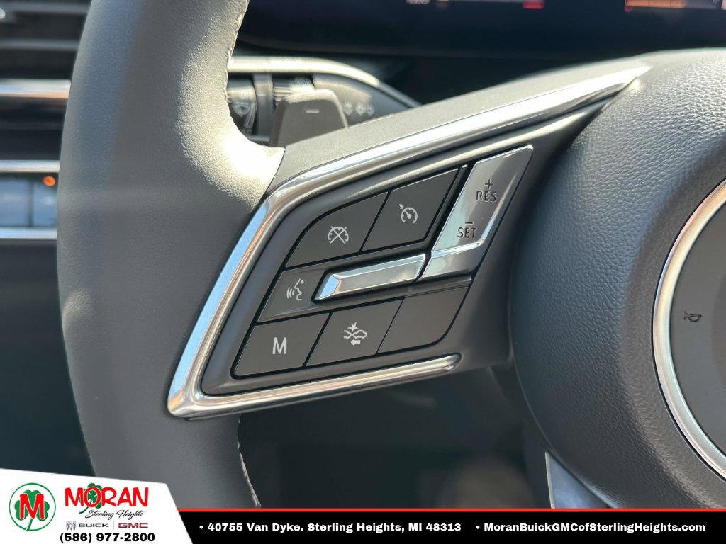 Certified 2025 Buick Envision Preferred AWD/4WD image 22