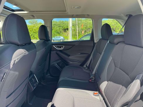 Certified 2023 Subaru Forester Premium AWD/4WD image 32