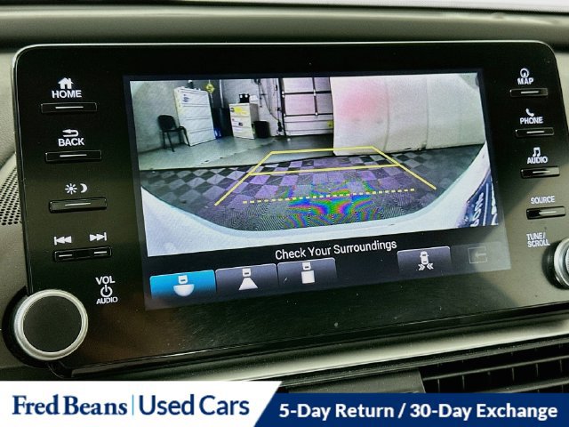Used 2018 Honda Accord Touring image 19