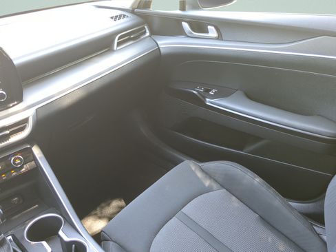 Used 2024 Kia K5 LXS FWD image 14