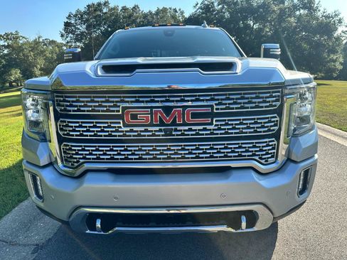 Used 2020 GMC Sierra 3500 Denali w/ Denali Ultimate Package AWD/4WD image 2
