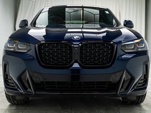 Used 2024 BMW X4 xDrive30i w/ Premium Package image 5