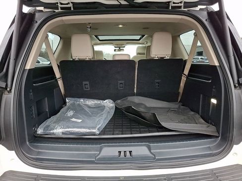 Certified 2023 Ford Expedition Max Platinum image 31