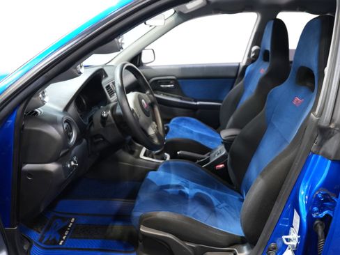 Used 2004 Subaru Impreza WRX STI image 32