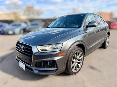 Used 2018 Audi Q3 2.0T Premium FWD image 2