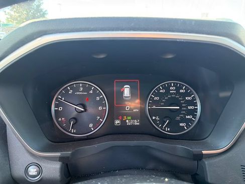 Used 2025 Subaru Ascent Touring AWD/4WD image 16