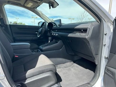 Used 2023 Honda CR-V EX image 31