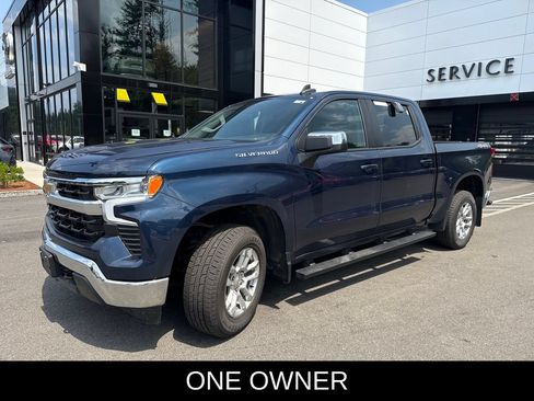 Used 2023 Chevrolet Silverado 1500 LT AWD/4WD image 1