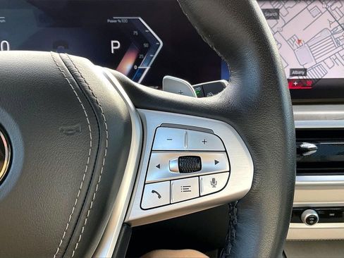 Used 2023 BMW X7 xDrive40i image 12