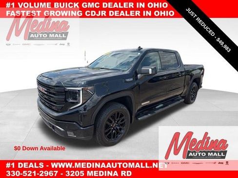 Used 2024 GMC Sierra 1500 Elevation w/ Elevation Premium Package AWD/4WD image 1
