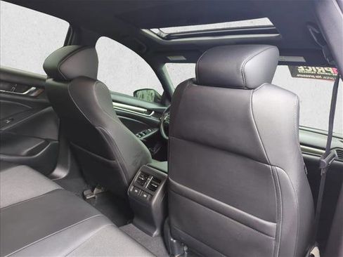 Used 2022 Honda Accord Sport image 24
